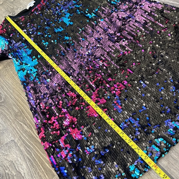 D. Signed Disney Girl’s Short Sleeve Multicolor Sequin Dress Size XL - Picture 8 of 11